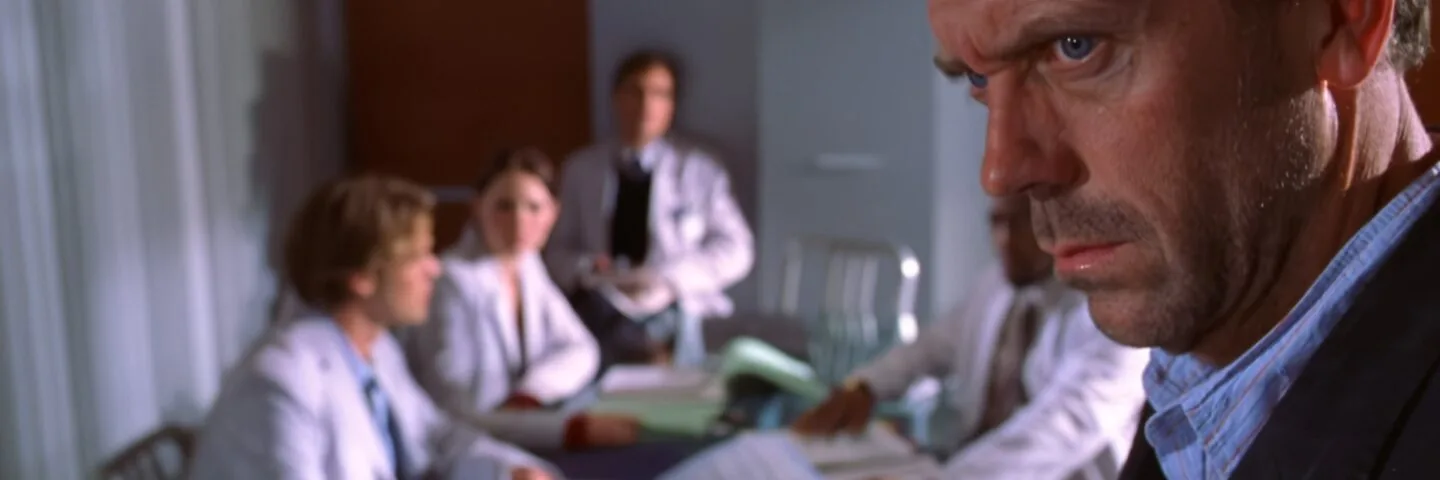 Кадр из 11 серии 1 сезона