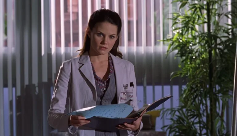 Момент из 14 серии 1 сезона