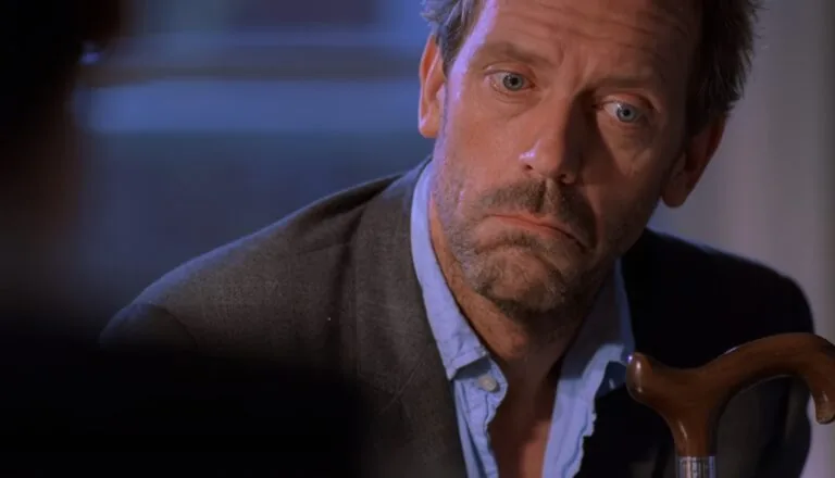 Момент из 11 серии 2 сезона