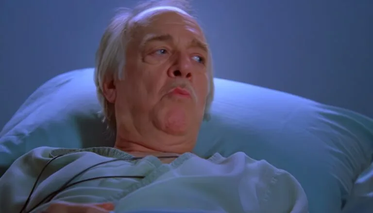 Момент из 14 серии 2 сезона