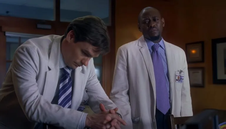 Момент из 21 серии 3 сезона