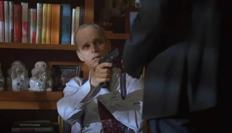 Момент из 9 серии 5 сезона